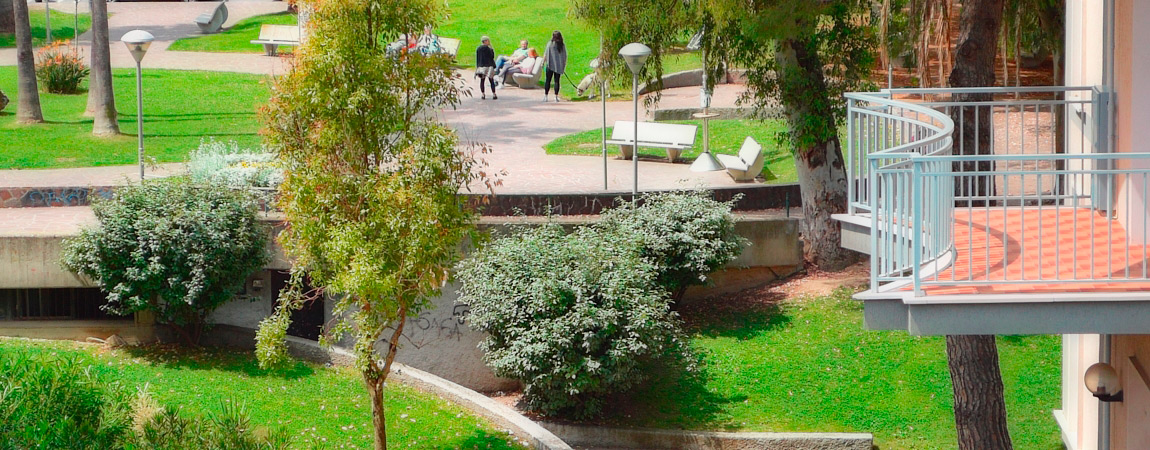 Hotel Andora con Giardino e Parco giochi bimbi